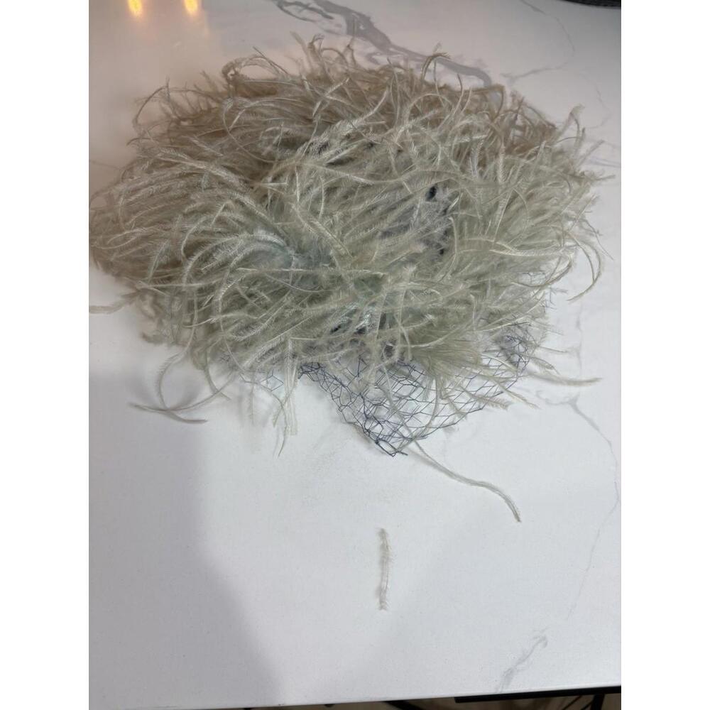 Vintage 1950s Feather Fascinator Hat with Veil – Designed by Patrice - Picture 1 of 2